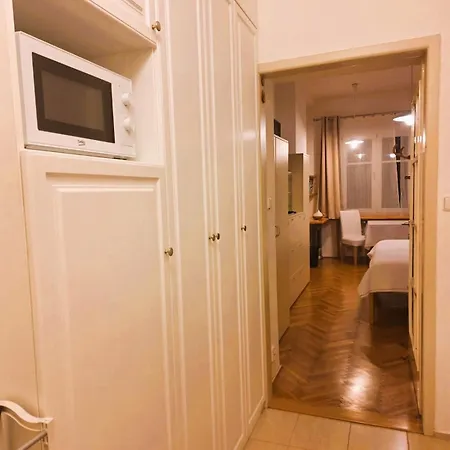 St. Hubert House Prag