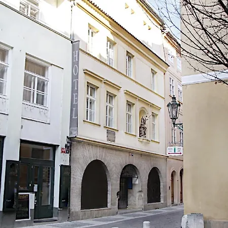 St. Hubert House Apartment Prag