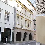 St. Hubert House Appartement Prague