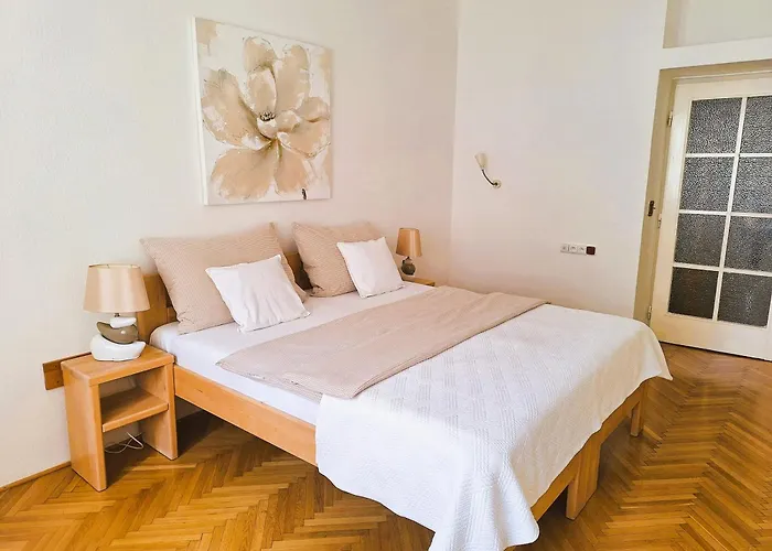 St. Hubert House * Prága